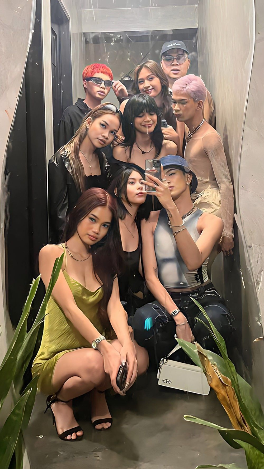 Outfit Skena Anak Jaksel: Gaya Anti Mainstream yang Lagi Hits 2025